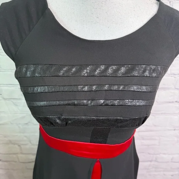 STAR WARS Her Universe Kylo Ren Dress Small - Picture 3 of 12